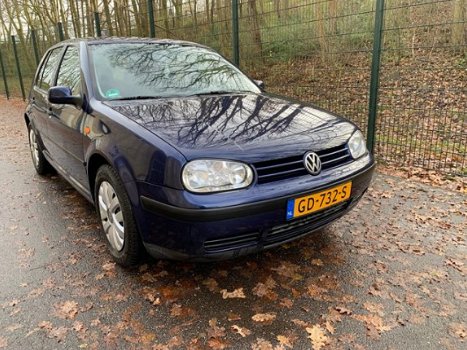 Volkswagen Golf - 1.4-16V Comfortline - 1