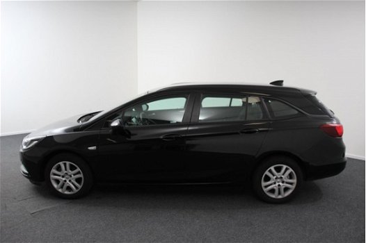Opel Astra Sports Tourer - 1.0 Business (Navigatie/Blue tooth/Cruise control/Airco) - 1
