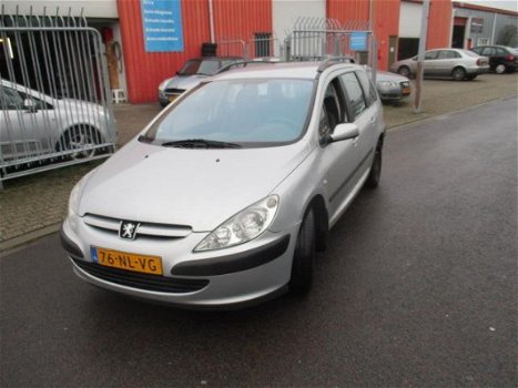 Peugeot 307 Break - 2.0 HDi XT 66 KW - 1