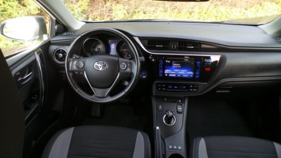 Toyota Auris - 1.8 Hybrid Aspiration, CAMERA, CRUISE, LM-VELGEN - 1