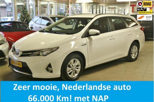 Toyota Auris Touring Sports - 1.8 Hybrid Aspiration ACHTERUITRIJCAMERA, AIRCO - 1