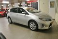 Toyota Auris - 1.3 Now 5Drs, Airco. 77.000 KM NL auto met NAP - 1 - Thumbnail