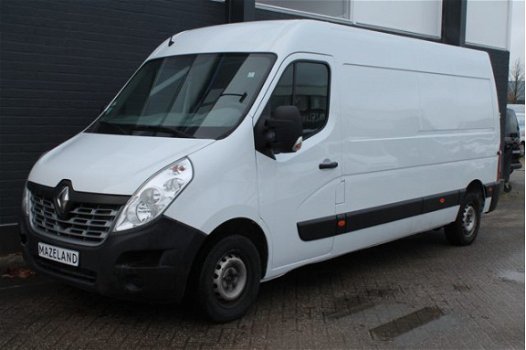 Renault Master - T35 2.3 dCi L3H3 T35 2.3 dCi L3H2 - Airco - Navi - Cruise - € 11.900, - Ex - 1