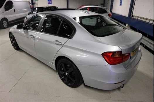 BMW 3-serie - 320i Executive SPORT / S-DAK / NAVI / LED / DIKKE UITVOERING - 1