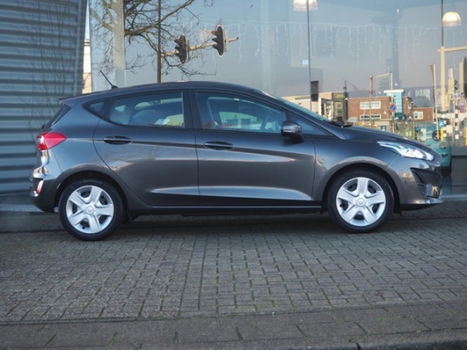 Ford Fiesta - 1.1 86PK Trend / Navigatie / Lane departure / DAB+ / Parkeersensoren - 1