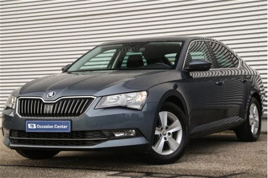 Skoda Superb - 1.4 TSI 150pk ACT Ambition Navigatie Trekhaak Climatronic 103 - 1