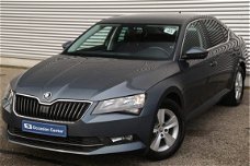 Skoda Superb - 1.4 TSI 150pk ACT Ambition Navigatie Trekhaak Climatronic 103