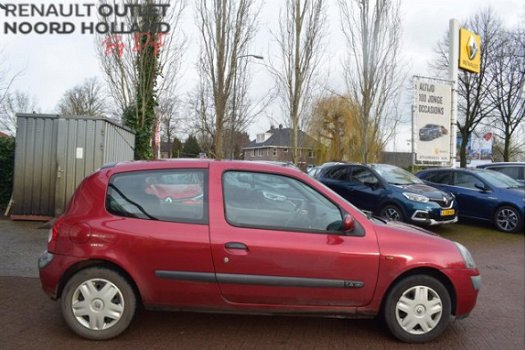 Renault Clio - 1.4 16V AUT0MAAT Expression SLECHTS 1250E - 1