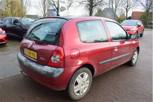 Renault Clio - 1.4 16V AUT0MAAT Expression SLECHTS 1250E - 1