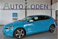 Volvo V40 - D2 R-Design - 1 - Thumbnail