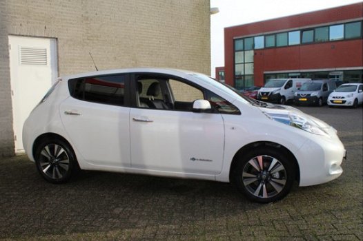 Nissan LEAF - Business Edition 30 kWh PRIJS INCL BTW MARGE-AUTO | ZEER COMPLETE UITRUSTING, PERFECTE - 1