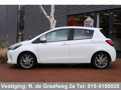 Toyota Yaris - 1.5 Hybrid Dynamic | Navigatie | 1e eigenaar | Camera | Lichtmetalen velgen - 1