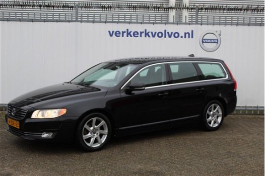 Volvo V70 - D2 Momentum - 1