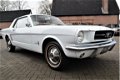 Ford Mustang - | 4 bak Hangeschakeld | Leder interieur | Nette auto | Oldtimer | 6 Cilinder | - 1 - Thumbnail