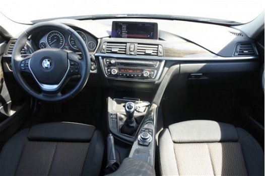 BMW 3-serie - 320i EfficientDynamics Edition High Executive Sportstoelen/ Navi Prof/ ECC/ PDC - 1