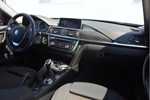 BMW 3-serie - 320i EfficientDynamics Edition High Executive Sportstoelen/ Navi Prof/ ECC/ PDC - 1