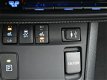 Toyota Auris - 1.8 Hybrid Dynamic | Navigatie | Stoelverwarming | Licht/Regensensor | - 1 - Thumbnail