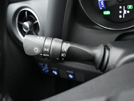 Toyota Auris - 1.8 Hybrid Dynamic | Navi | Safety Sense - 1