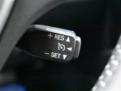 Toyota Auris - 1.8 Hybrid Dynamic | Navi | Safety Sense - 1