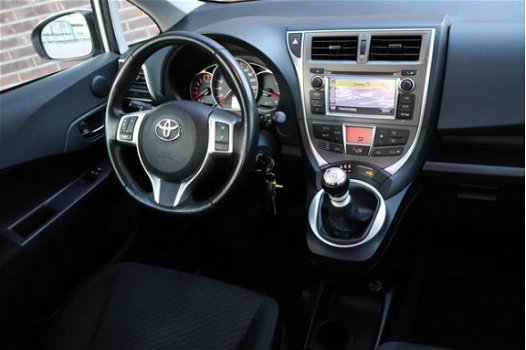 Toyota Verso S - 1.3 VVT-i Aspiration | Climate control | Navigatie | Achteruitrijcamera | - 1
