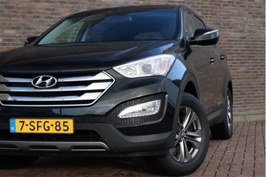 Hyundai Santa Fe - 2.4i GDI i-Motion | Lm velgen | Trekhaak | Cruise control | - 1