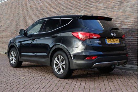 Hyundai Santa Fe - 2.4i GDI i-Motion | Lm velgen | Trekhaak | Cruise control | - 1