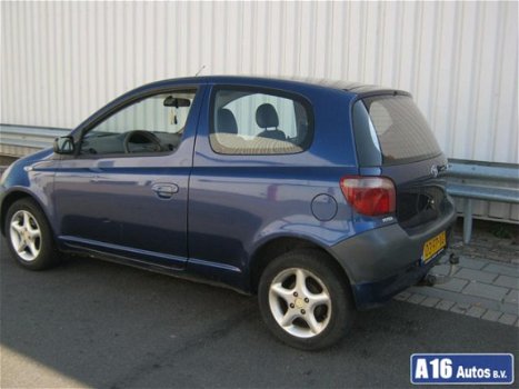 Toyota Yaris - 1.0 - 1