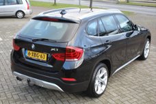 BMW X1 - sDrive20i NW TYPE EXE NAVI 1/2LEER XENON 113000KM