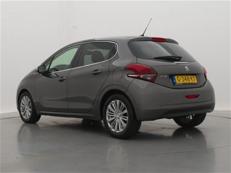 Peugeot 208 - 1.2 82pk Allure | Navigatie | Parkeersensoren | 16