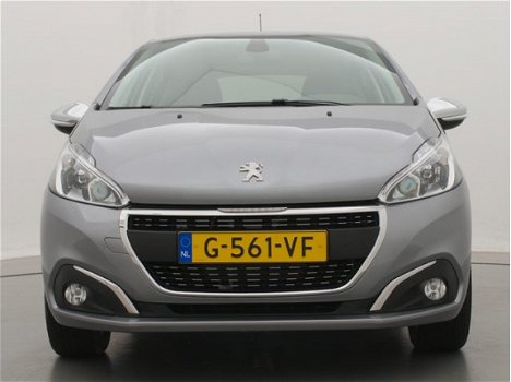 Peugeot 208 - 1.2 82pk Allure | Navigatie | Climate Control | Achteruitrijcamera | Donker getint gla - 1