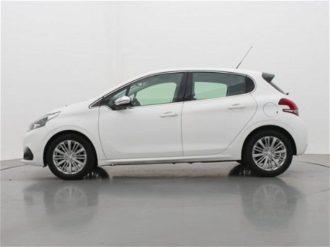 Peugeot 208 - 1.6 BlueHdi 100pk Executive | Navigatie | Climate Control | Parkeersensoren | 16