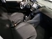 Peugeot 208 - 1.2 82 pk Allure Climate Control | Parkeercamera | Navigatie - 1 - Thumbnail