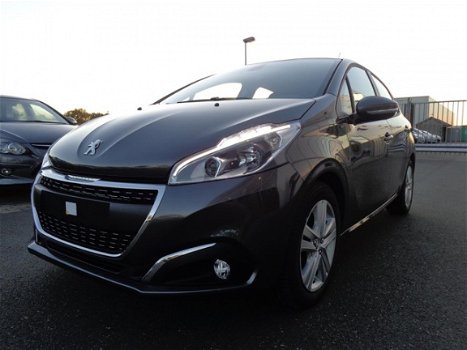 Peugeot 208 - SIGNATURE 82PK | NAVI | AIRCO | CRUISE | APPLE CARPLAY | - 1