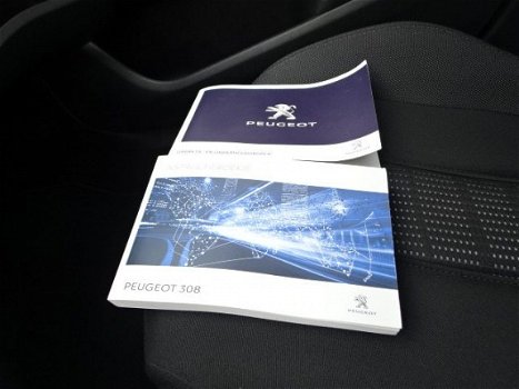 Peugeot 308 - PureTech 110pk Blue Lease Executive Trekhaak Premium Stoelen - 1