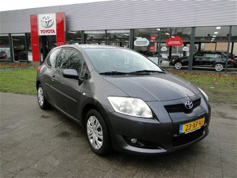 Toyota Auris - 1.6-16V Sol Clima/PDC/Trekhaak - 1