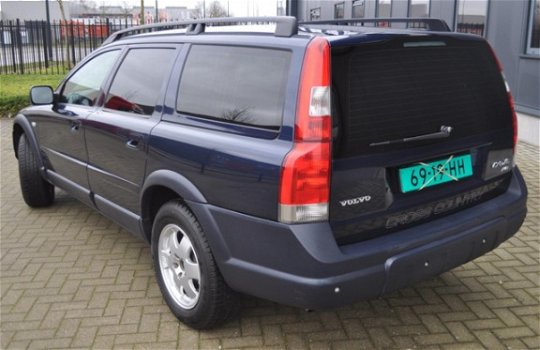 Volvo V70 Cross Country - 2.4 T XC70, top staat Bijtel vriendelijk - 1