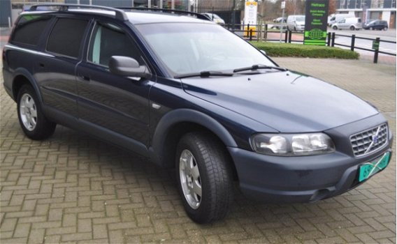 Volvo V70 Cross Country - 2.4 T XC70, top staat Bijtel vriendelijk - 1