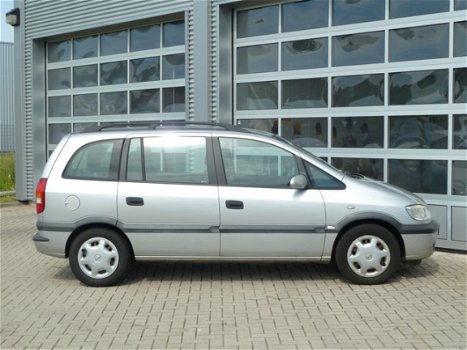 Opel Zafira - 1.6-16V Comfort BJ.2000 7 PERS | TREKHAAK - 1