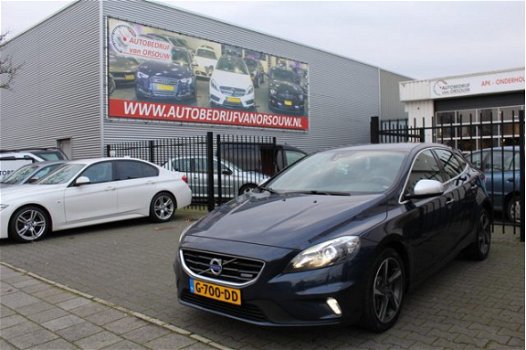 Volvo V40 - 2.0 D4 Automaat Summum R-Disign 190Pk Xenon/Led Pdc Navi - 1