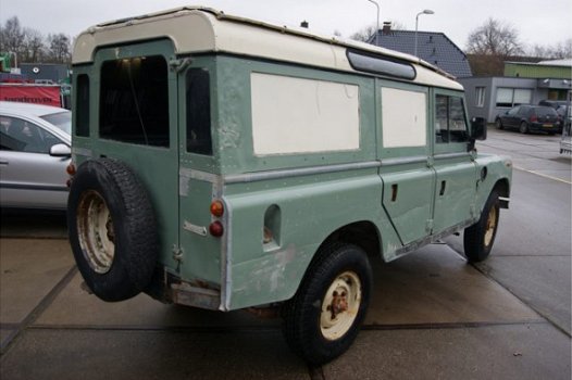 Land Rover 109 - serie 3 stationwagon - 1