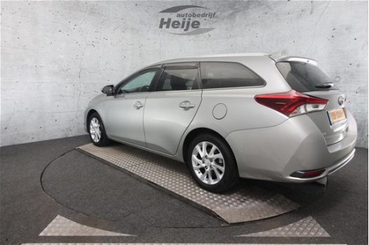 Toyota Auris Touring Sports - 1.8 Hybrid Lease | Panoramadak | Achteruitrijcamera | Climate Control - 1