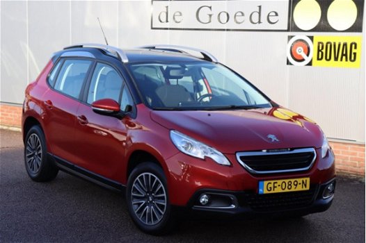 Peugeot 2008 - 1.2 PureTech Active org. NL-auto automaat , panoramadak navigatie - 1