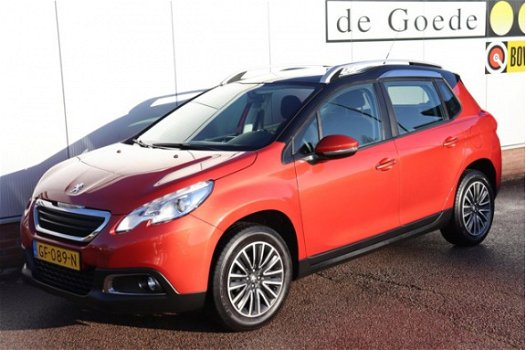 Peugeot 2008 - 1.2 PureTech Active org. NL-auto automaat , panoramadak navigatie - 1