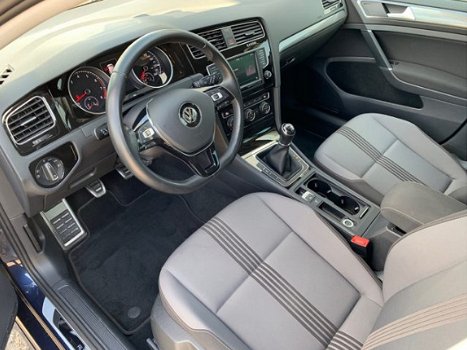 Volkswagen Golf - 1.2 TSI Allstar | App Connect | Xenon | Led | Rijklaar incl. Garantie en Onderhoud - 1