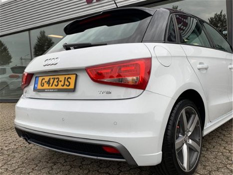 Audi A1 Sportback - 1.2 TFSI Admired S-line | Rijklaar incl. garantie en onderhoud - 1