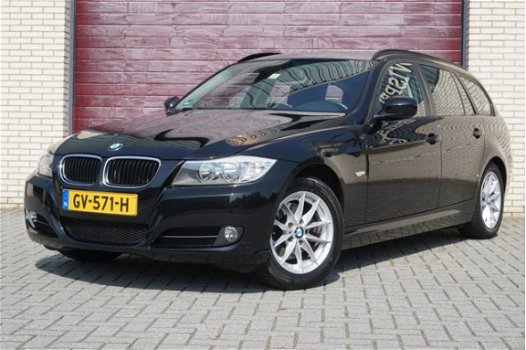 BMW 3-serie Touring - 320d Executive // Trekhaak, Navi prof, MFL Sportstuur, Cruise control, Sportst - 1