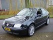 Volkswagen Bora - VERKOCHT, KIJK OP DE WEBSITE VOOR MEER AUTO'S - 1 - Thumbnail