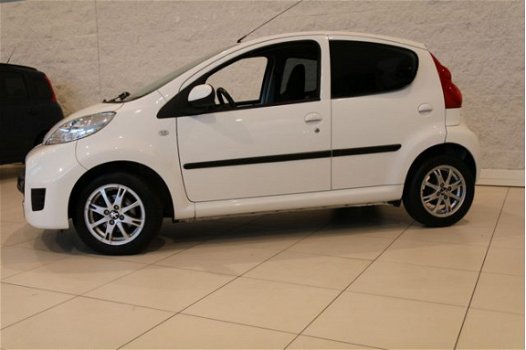 Peugeot 107 - 1.0-12V XS Airco / Bluetooth / LMV / Toerenteller - 1