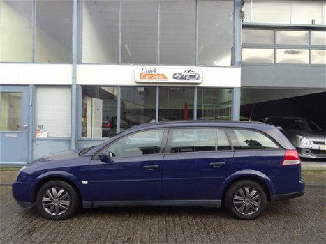 Opel Vectra Wagon - 1.8-16V Essentia - 1