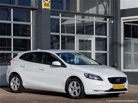 Volvo V40 - T2 kinetic - 1